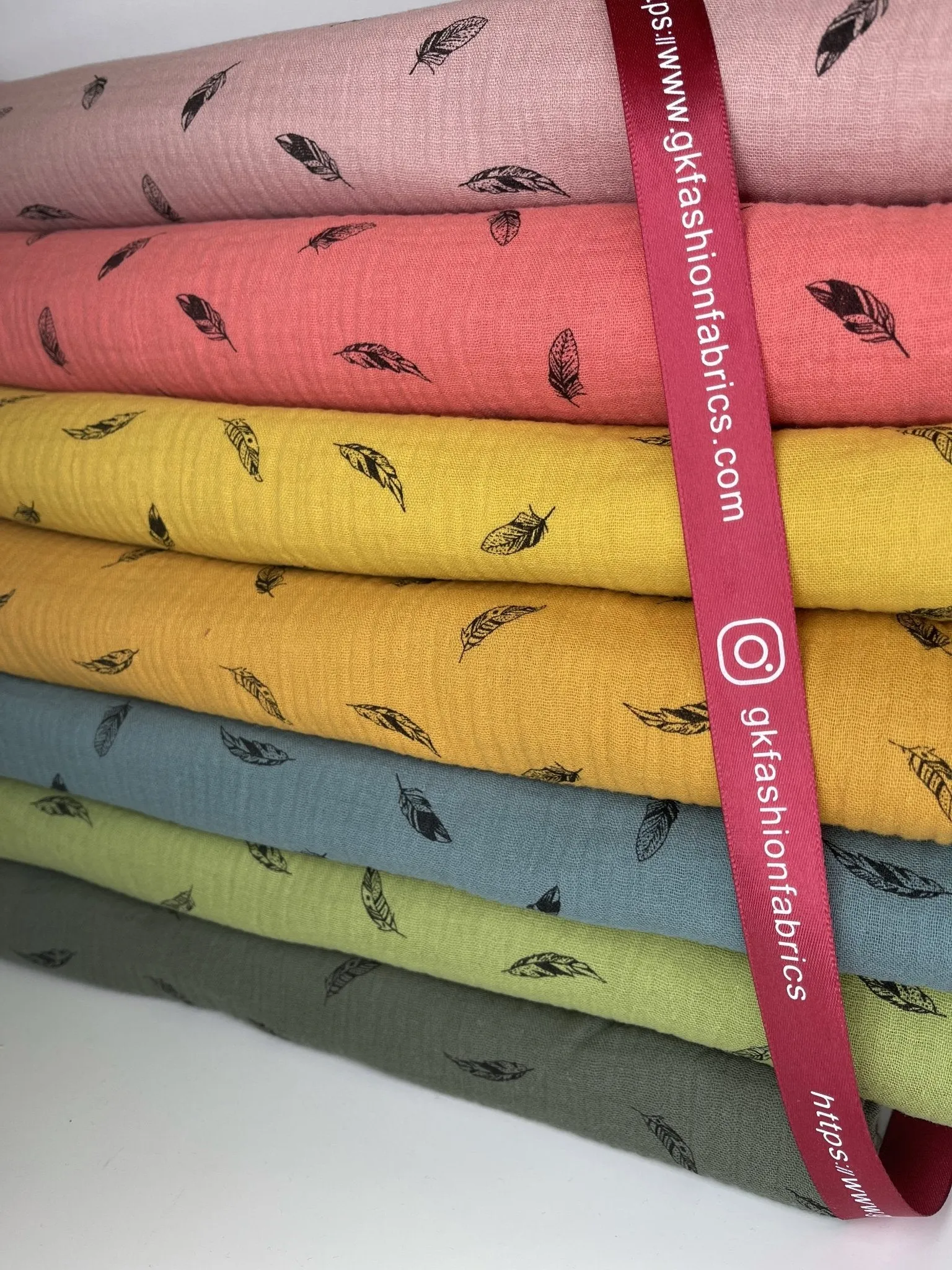 Double Gauze Feather Print