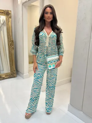Kendall blue zebra two piece set