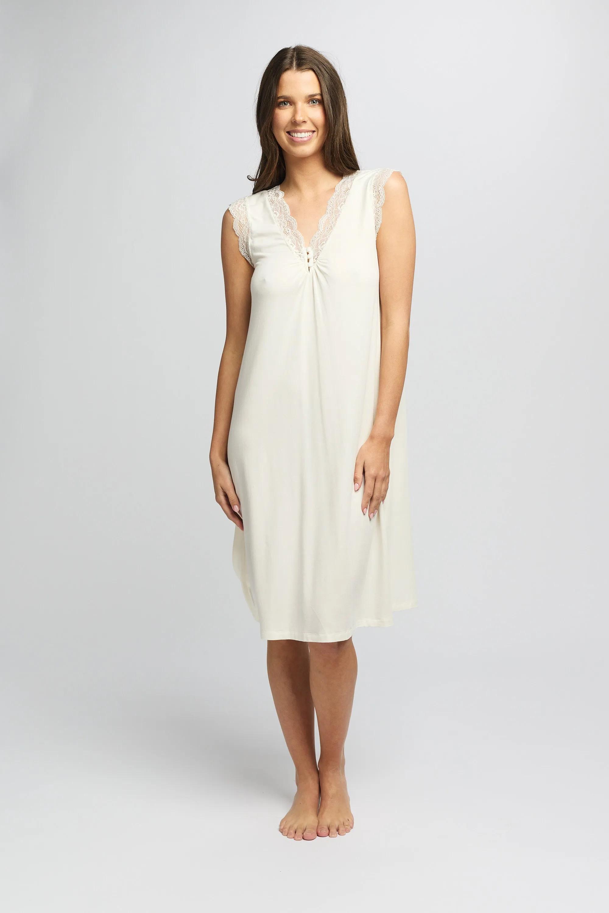La Femme Modal Sleeveless Nightie Milk