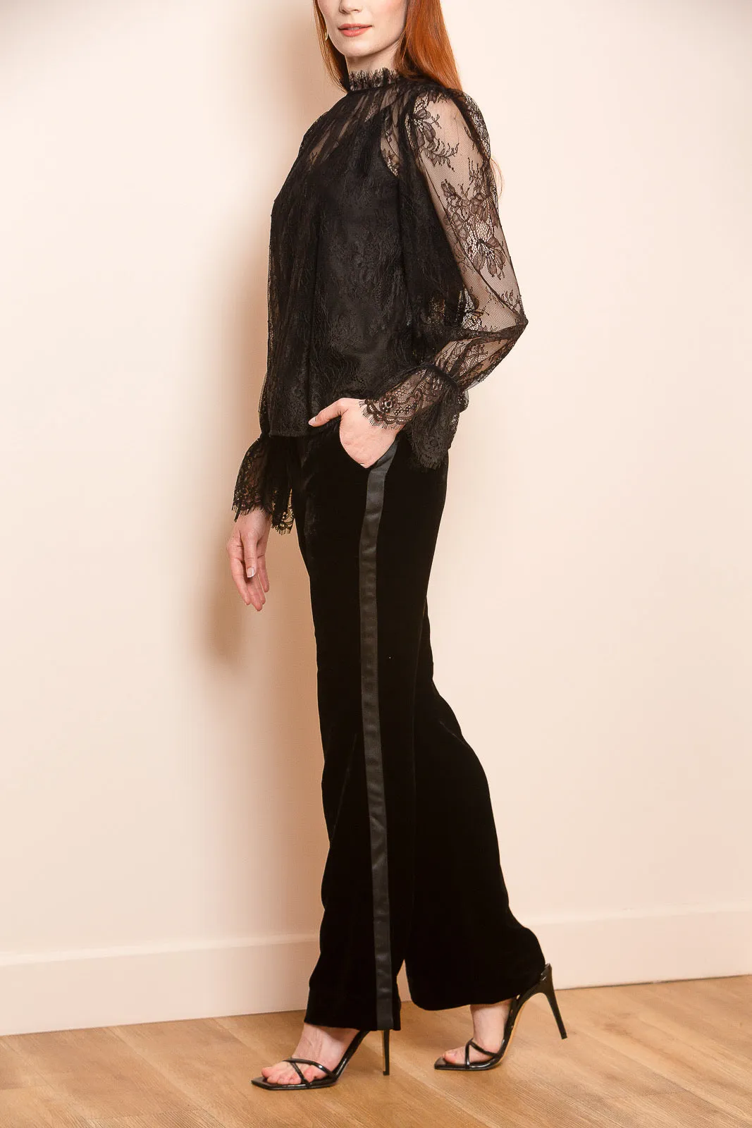 Lace Blouse with Gathering Neck Line