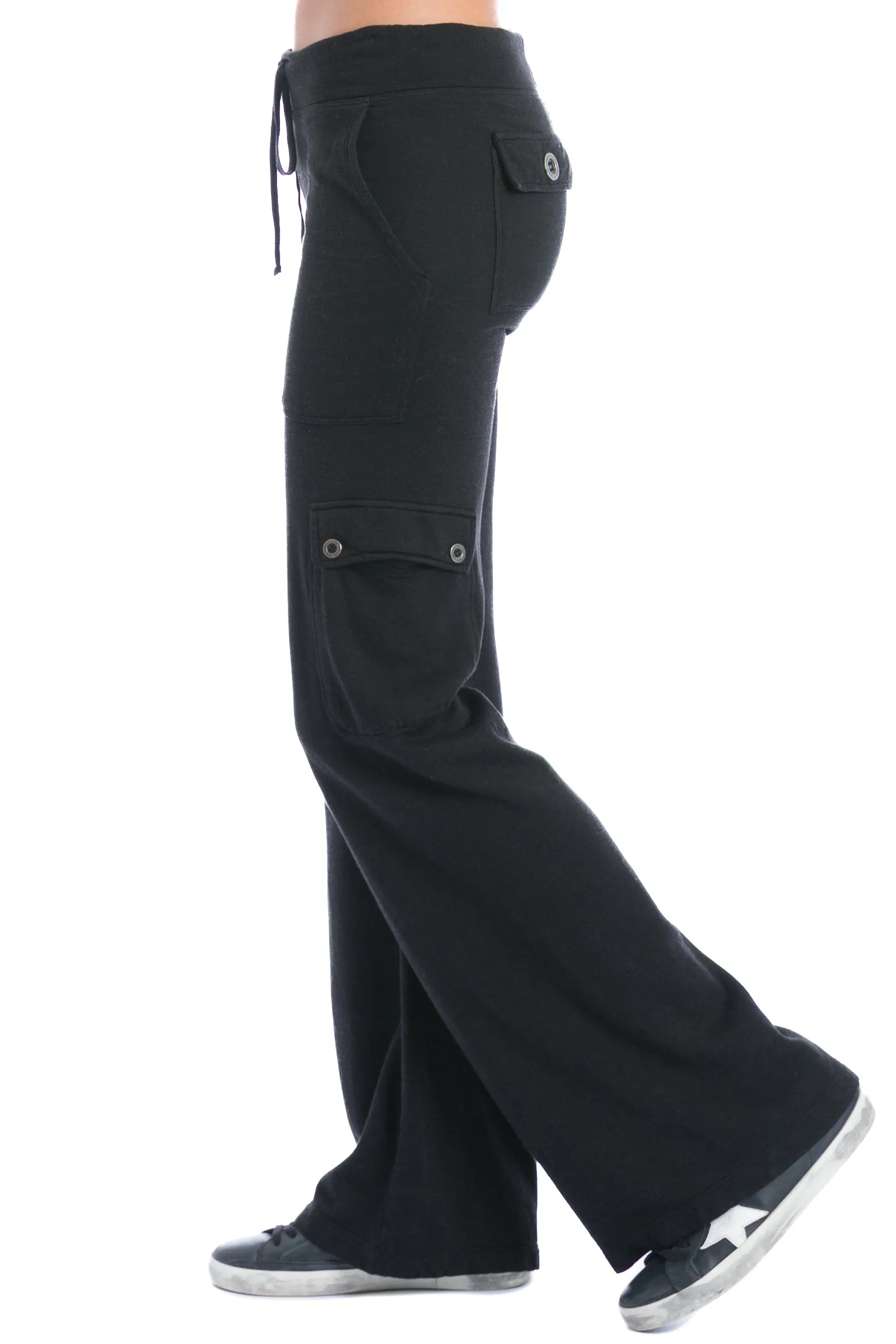 Lightweight Fleece Wide Leg Cargo Sweatpant