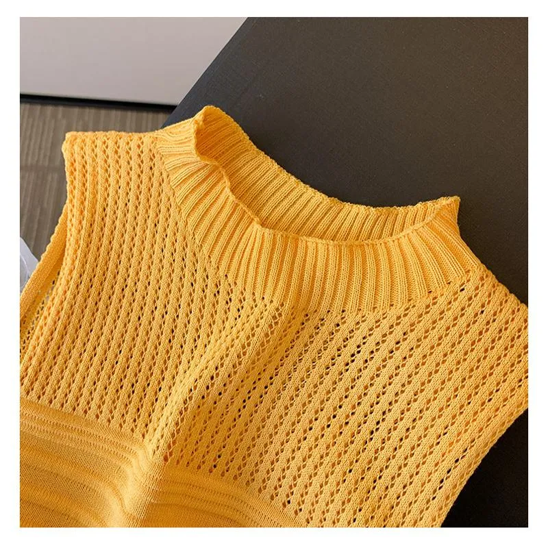 Niche Hollowed-Out Cropped Sleeveless Knitted Tank Top