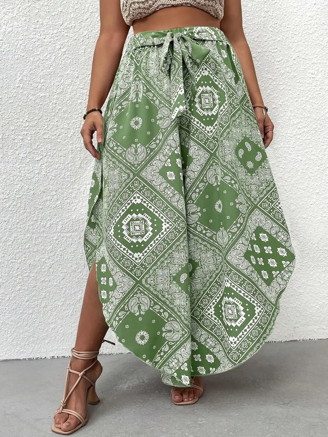 WDIRARA Women's Plus Size Printed Tie Front Wide Leg Pants Asymmetrical Hem Pants