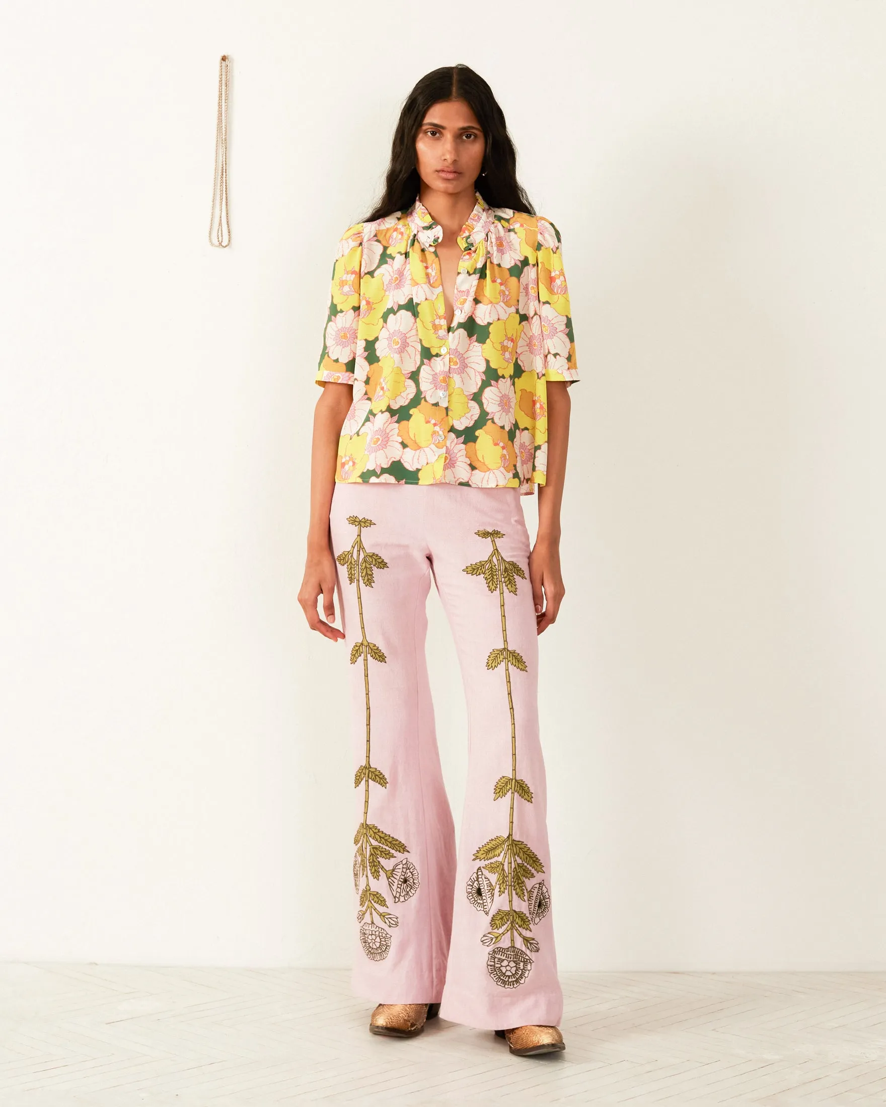 Elegant Winnie Silk Shirt in Citrus Blossom Design